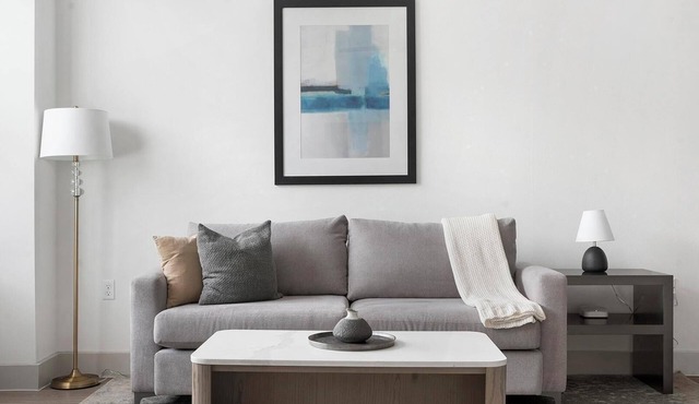 Landing | Chic 1BD, Pool, Gym