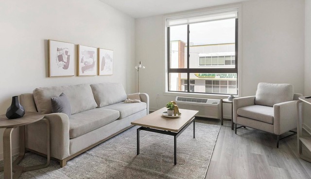 Landing | Chic 1BD, Rooftop Lounge, Courtyard