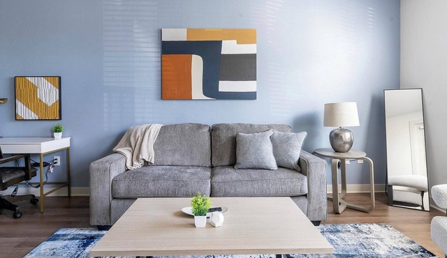 Landing | Chic 1BD, Gym, Clubhouse