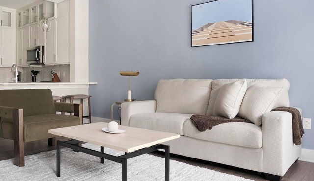 Landing | Chic 2BD, Courtyard, Clubhouse