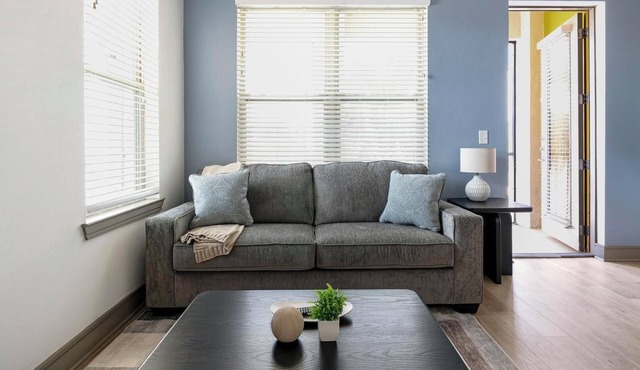 Landing | Chic 2BD, Courtyard, Clubhouse