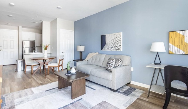 Landing | Chic 2BD, Pool, Courtyard