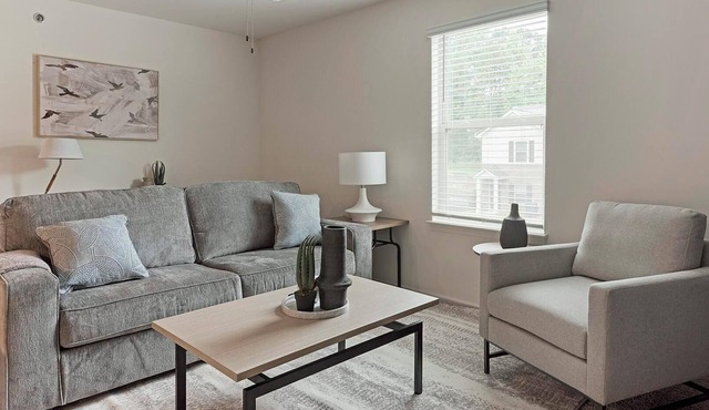 Landing | Chic 2BD, Pool, Clubhouse