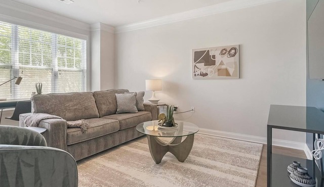 Landing | Chic 2BD, Pool, Courtyard