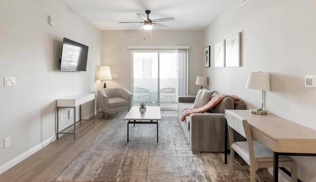 Landing | Chic 2BD, Pool, Rooftop Lounge