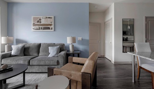 Landing | Chic 2BD, Yoga Studio, Clubhouse