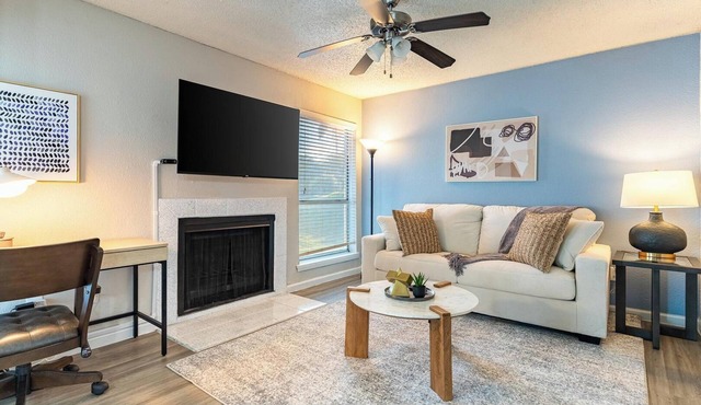 Landing | Incredible 1BD, Pool
