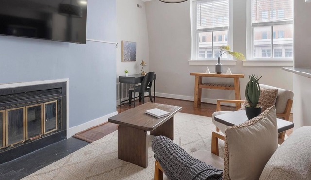 Landing | Incredible 1BD in University of Maryland