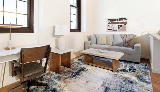 Landing | Incredible 1BD, Gym, Courtyard