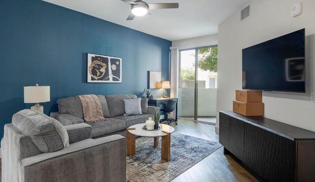 Landing Incredible 1BD Gym Clubhouse