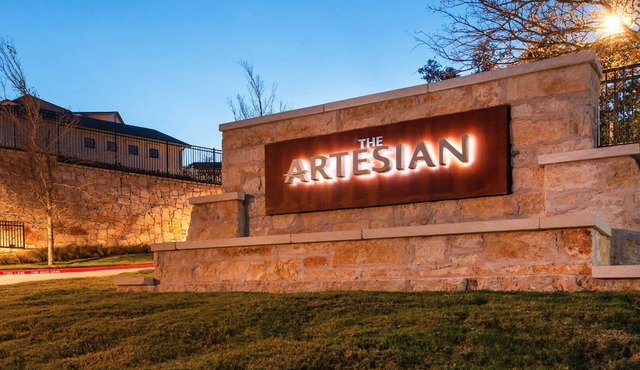 Landing | Incredible 1BD, Clubhouse, Pool
