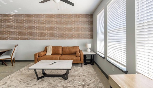 Landing | Incredible 1BD, Game Room