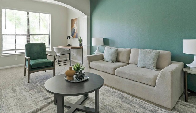 Landing | Incredible 1BD, Pool, Gym