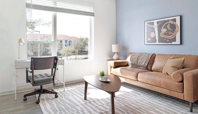 Landing | Incredible 1BD, Gym, Clubhouse