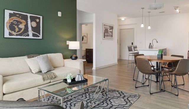 Landing | Incredible 1BD, Gym, Clubhouse