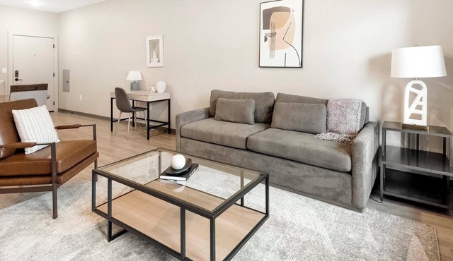 Landing | Incredible 1BD, Gym, Rooftop Lounge