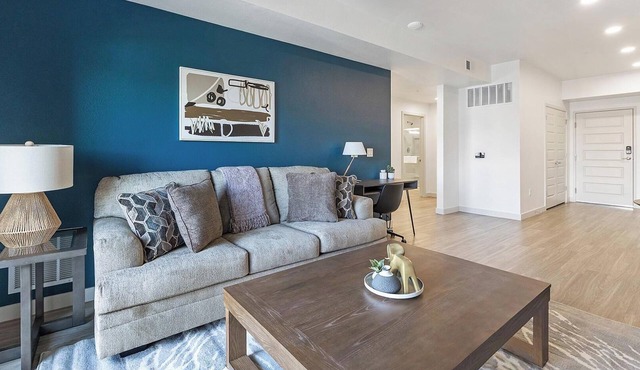 Landing | Incredible 1BD, Pool, Gym