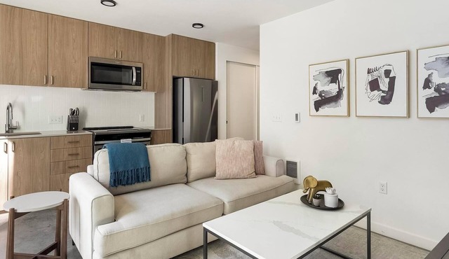 Landing | Incredible 1BD, Rooftop Lounge