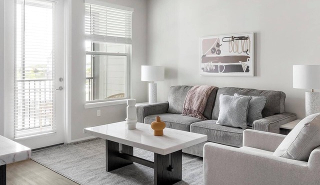 Landing | Incredible 1BD, Gym, Clubhouse