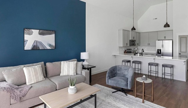 Landing | Incredible 2BD, Clubhouse, Gym