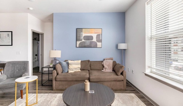 Landing | Incredible 2BD, Clubhouse, Courtyard
