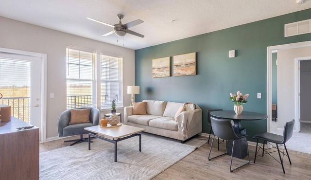 Landing | Incredible 2BD, Gym, Clubhouse
