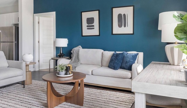Landing | Incredible 2BD, Gym, Pool