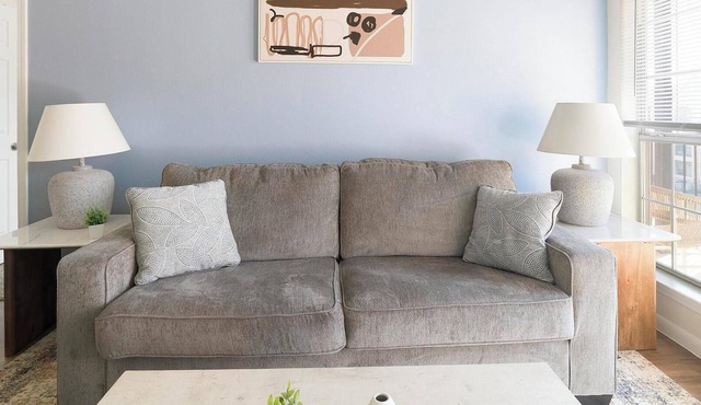 Landing | Incredible 2BD, Gym, Game Room