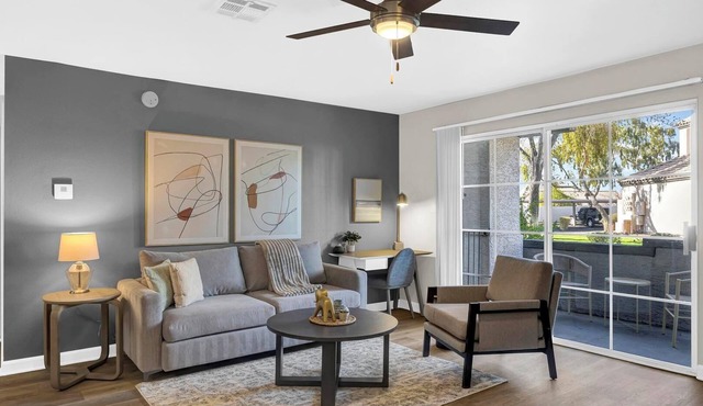 Landing | Incredible 2BD, Pool, Gym