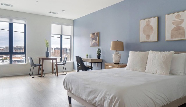 Landing | Incredible Studio, Gym, Rooftop Lounge