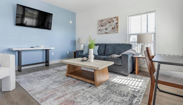 Landing | Incredible 2BD, Gym, Yoga Studio