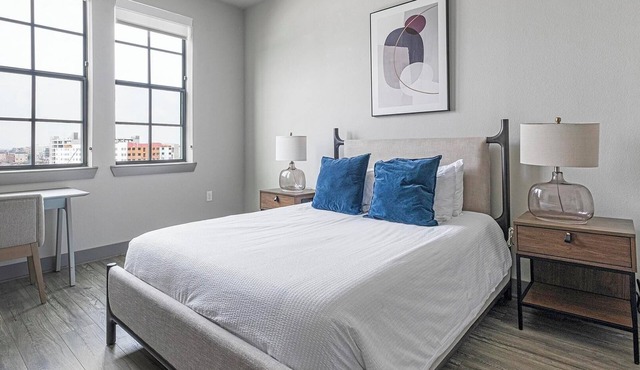 Landing | Modern 1BD, Courtyard, Yoga Studio
