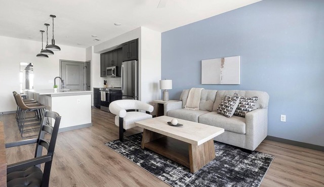 Landing | Modern 1BD, Game Room, Clubhouse