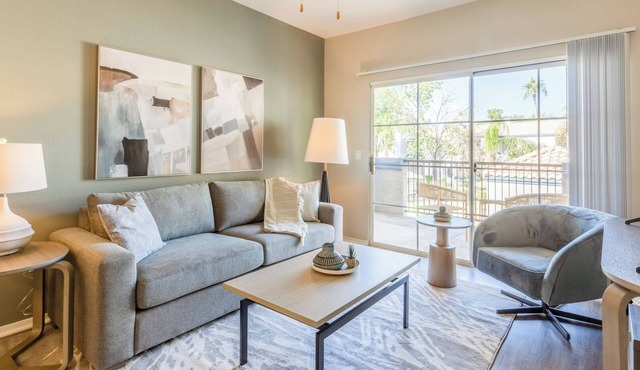 Landing | Modern 1BD, Gym, Pool