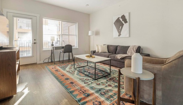 Landing | Modern 1BD, Gym, Courtyard