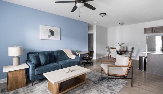 Landing | Modern 2BD, Clubhouse, Pool