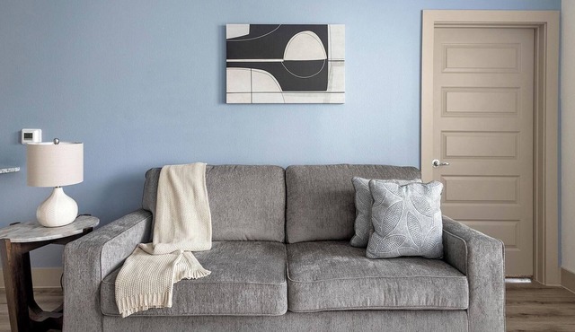 Landing | Modern 2BD, Courtyard, Gym