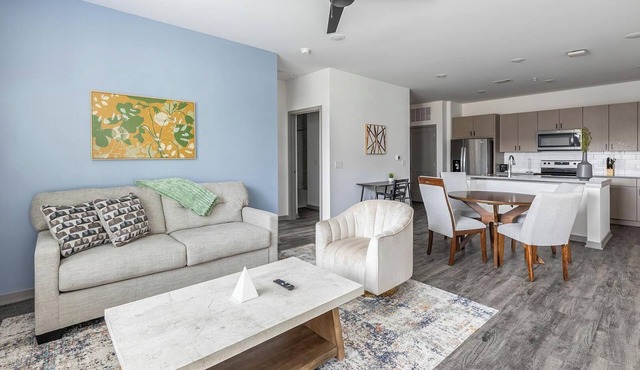 Landing | Modern 2BD, Courtyard, Gym