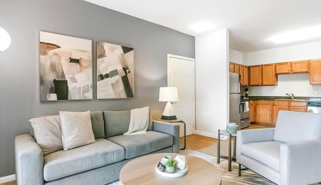 Landing | Modern 2BD, Pool, Clubhouse