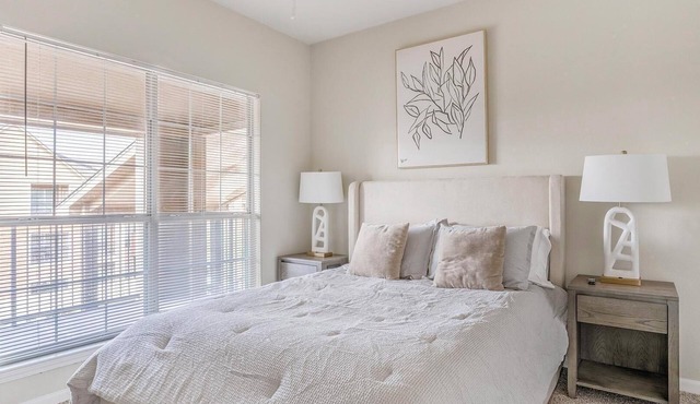 Landing | Modern 2BD, Pool, Game Room