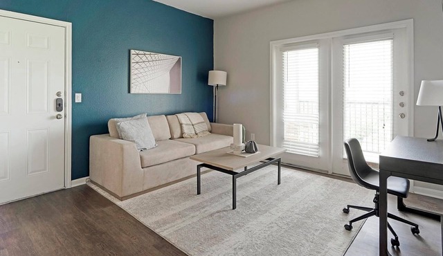 Landing | Modern 2BD, Gym, Clubhouse