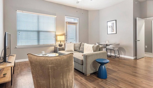 Landing | Modern 2BD, Courtyard, Yoga Studio