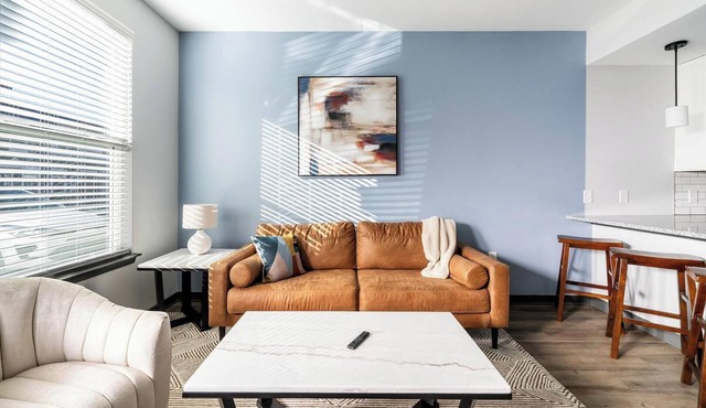 Landing | Modern 3BD, Rooftop Lounge, Game Room