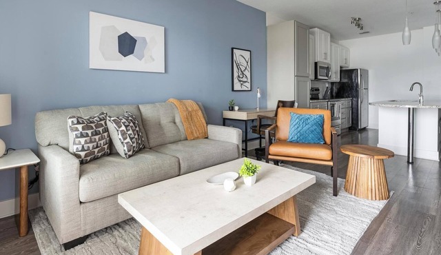 Landing | Spectacular 1BD, Pool, Clubhouse