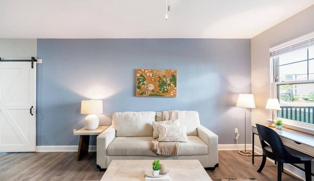 Landing | Spectacular 2BD, Gym, Yoga Studio