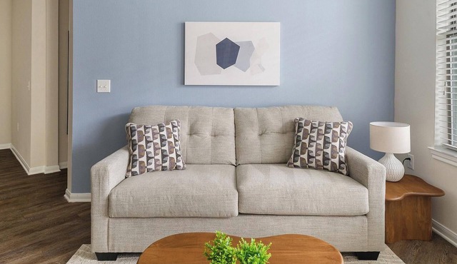 Landing | Spectacular 2BD, Gym, Game Room