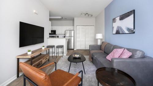 Landing Spectacular 1BD Gym Clubhouse