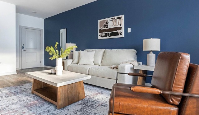Landing | Stunning 1BD, Game Room, Gym