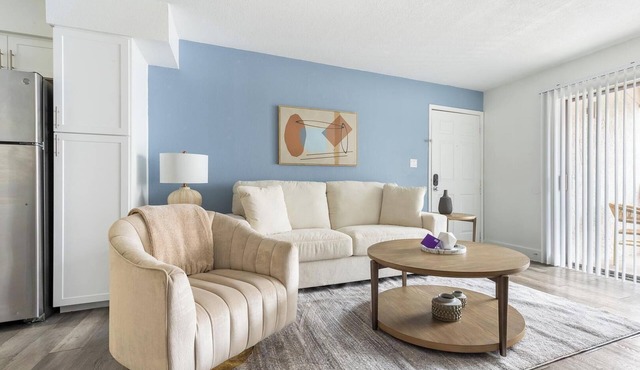 Landing | Stunning 2BD in Maryvale Village