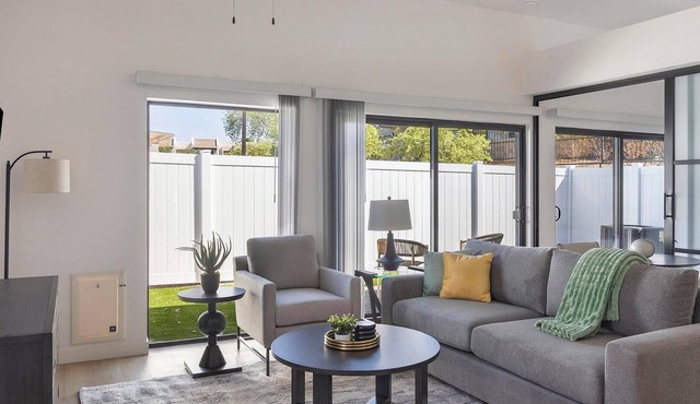 Landing | Stylish 1BD, Game Room, Clubhouse